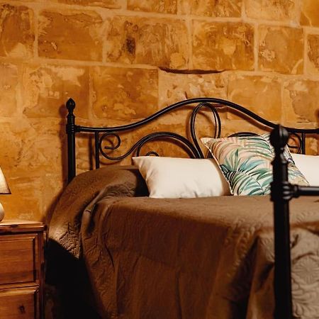 Enchanting 2Bdr Townhouse In Valletta Centre! Eksteriør bilde