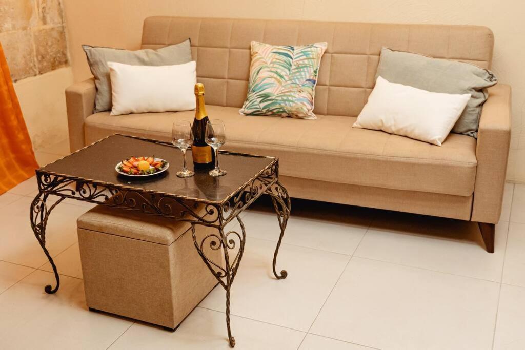 Enchanting 2Bdr Townhouse In Valletta Centre! Eksteriør bilde