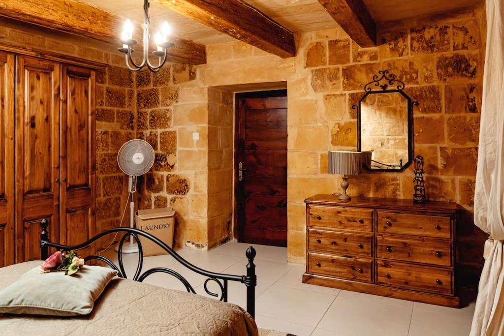 Enchanting 2Bdr Townhouse In Valletta Centre! Eksteriør bilde