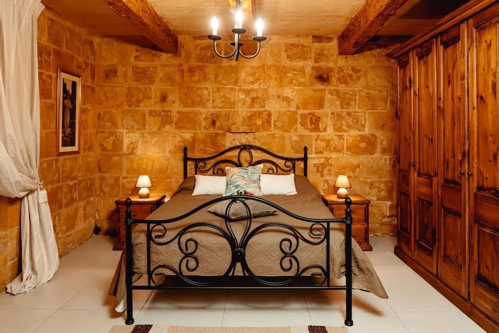 Enchanting 2Bdr Townhouse In Valletta Centre! Eksteriør bilde