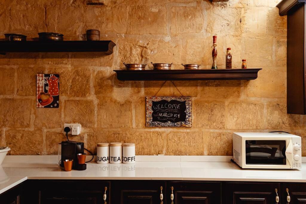 Enchanting 2Bdr Townhouse In Valletta Centre! Eksteriør bilde