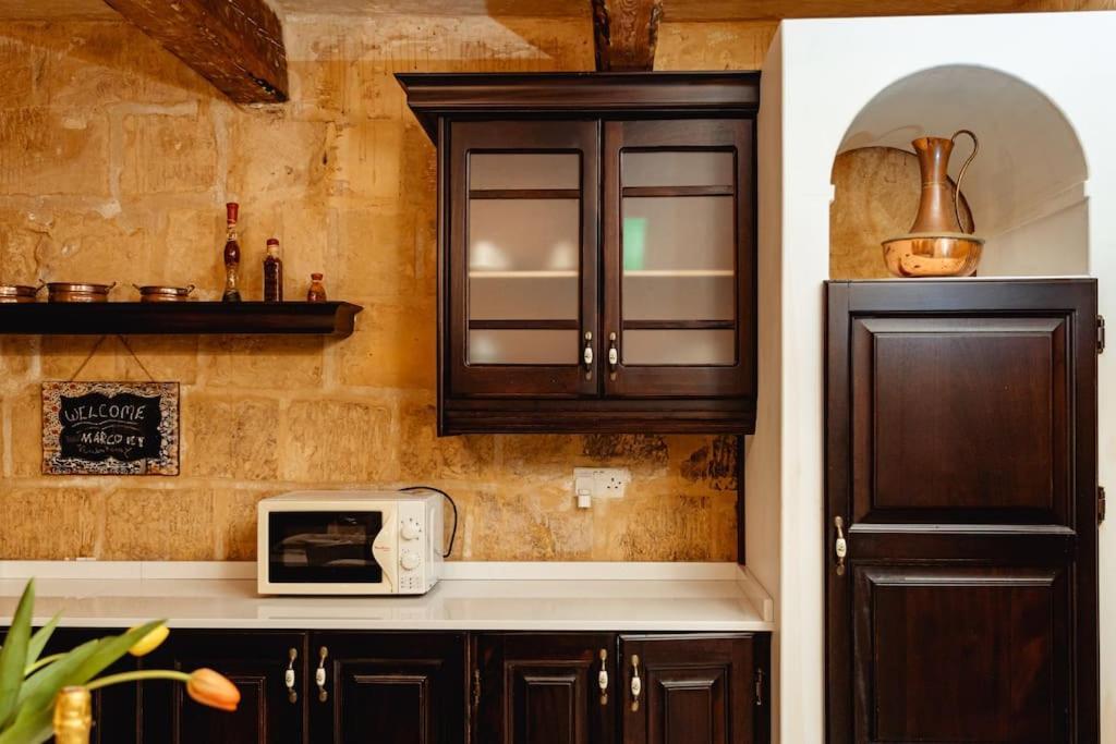 Enchanting 2Bdr Townhouse In Valletta Centre! Eksteriør bilde
